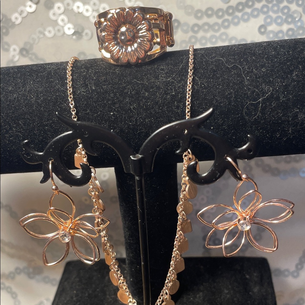 Elegant Rose Gold Floral Jewelry Set